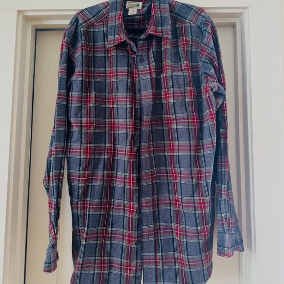 Men's L.L. Bean button up flannels (2 total)  Size Large/Tall, Traditional fit - Picture 2 of 7